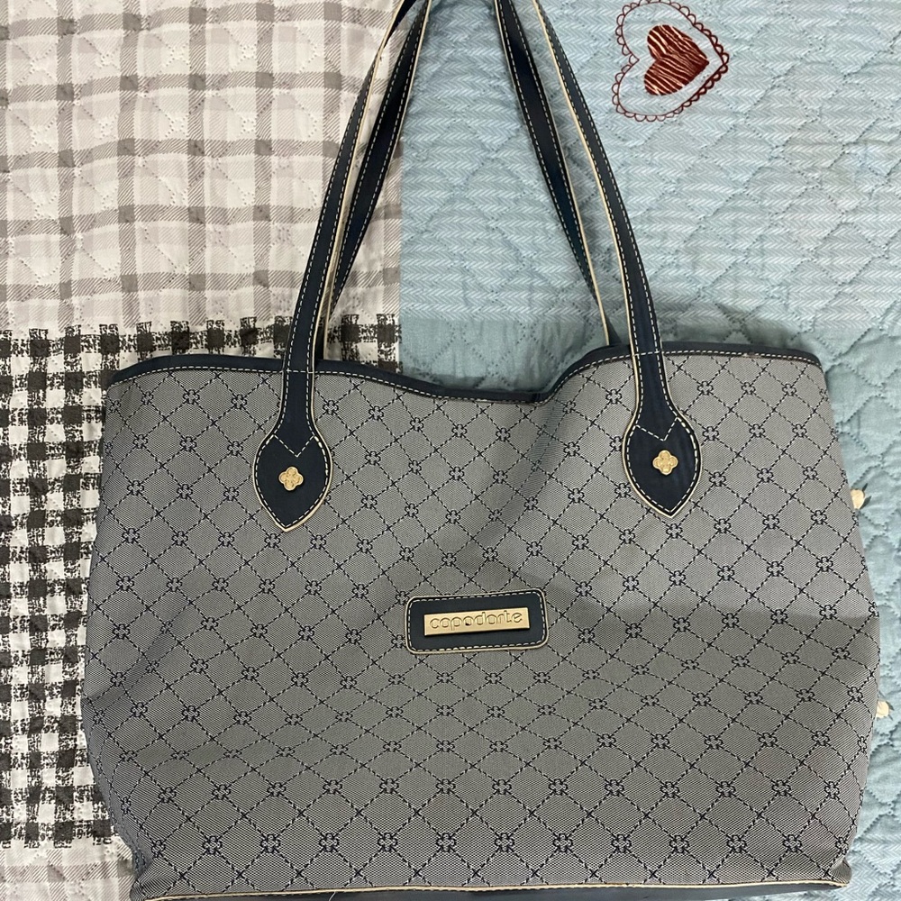 Capodarte shoulder bag. Excellent Brazilian brand.